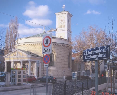 Inzersdorf Kirchenplatz Nachher